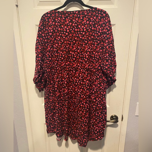 Love heart dress - Picture 4 of 5